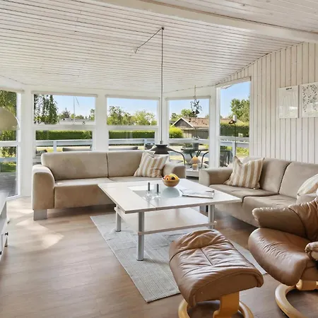 2 Bedroom Amazing In Sydals