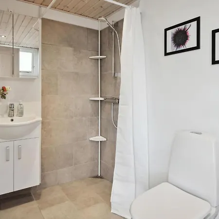 2 Bedroom Amazing In Sydals * Nedre Lysabild