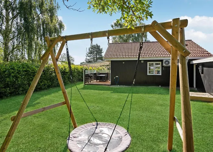 2 Bedroom Amazing In Sydals * Skovbyballe